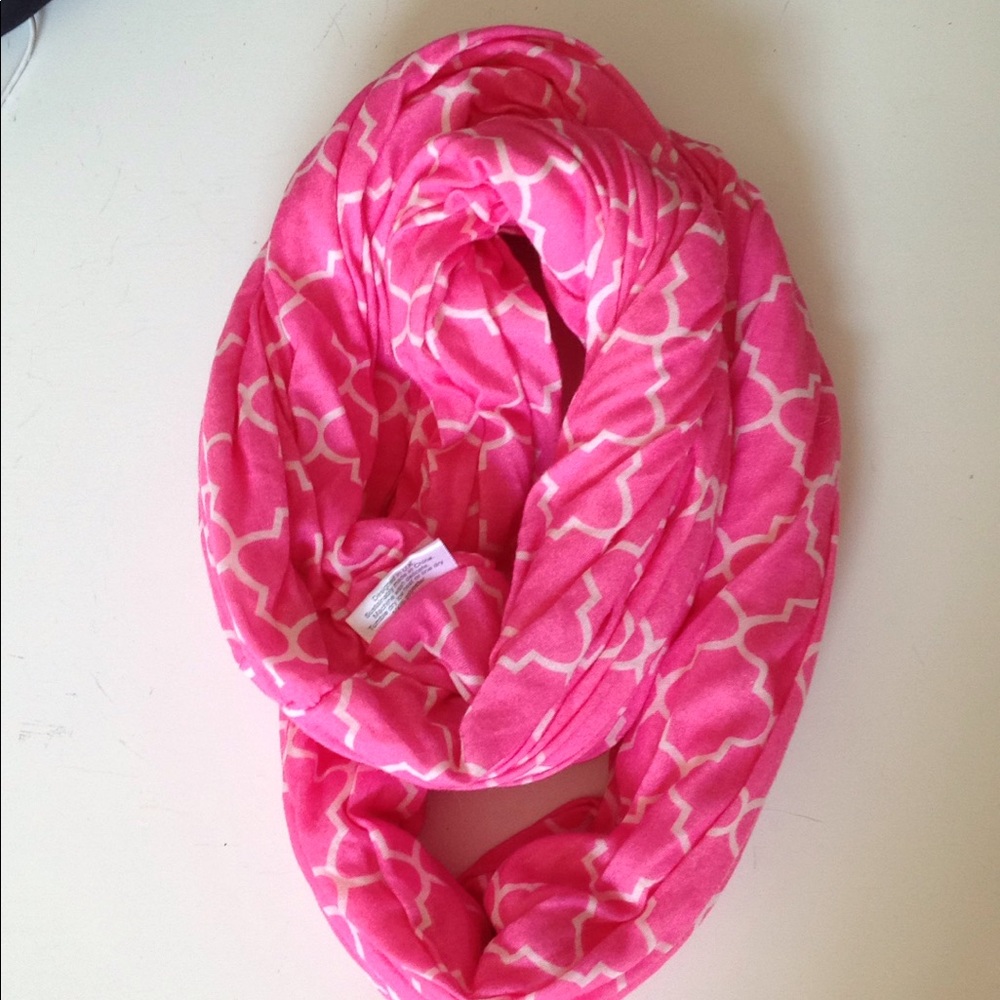 nursing cover- barely used